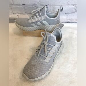 Adidas Men’s Grey Kaptir 3.0 Running Sneaker size 7.5